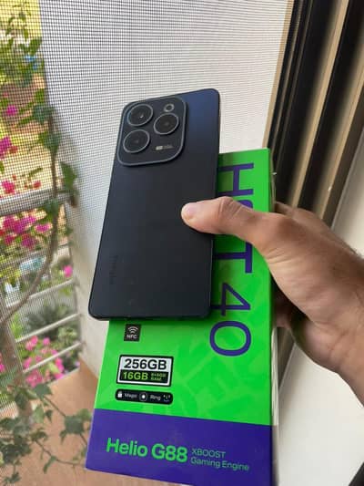 Infinix Hot 40