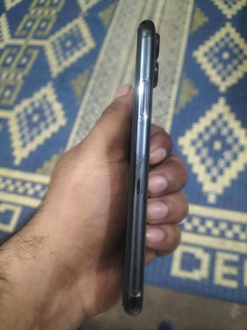 iPhone 11 pro 2