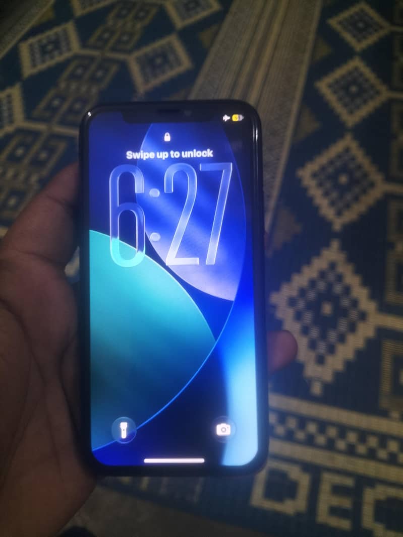 iPhone 11 pro 4