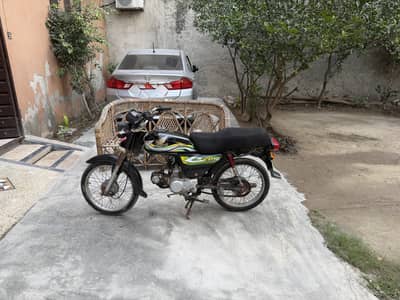 Urgent Honda 70 model 2015 for sale