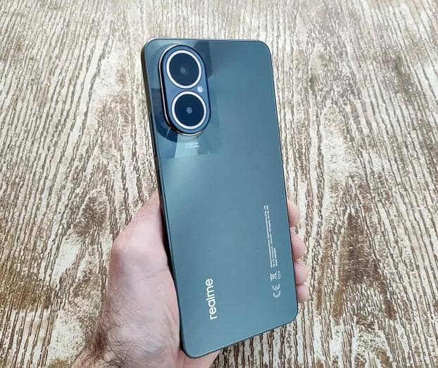 Realme C67 0