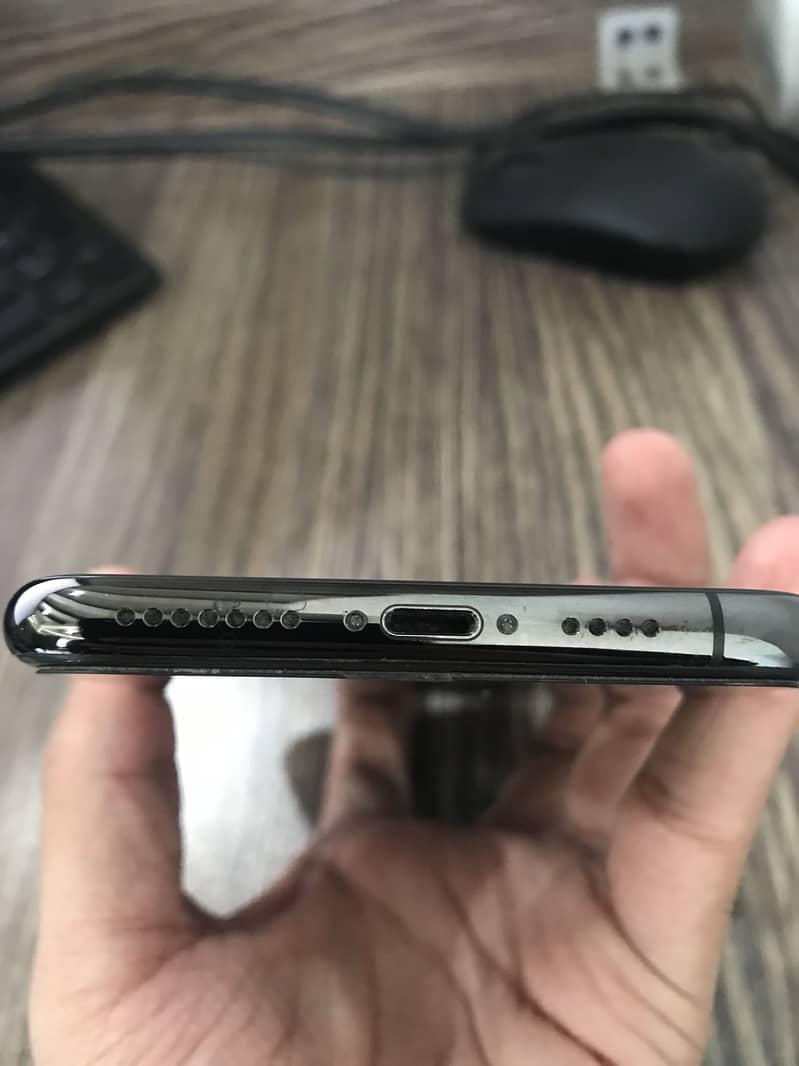 iPhone 11 Pro Max urgent sale 1