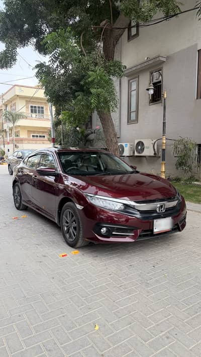Honda Civic Oriel 1.8 i-VTEC CVT 2021