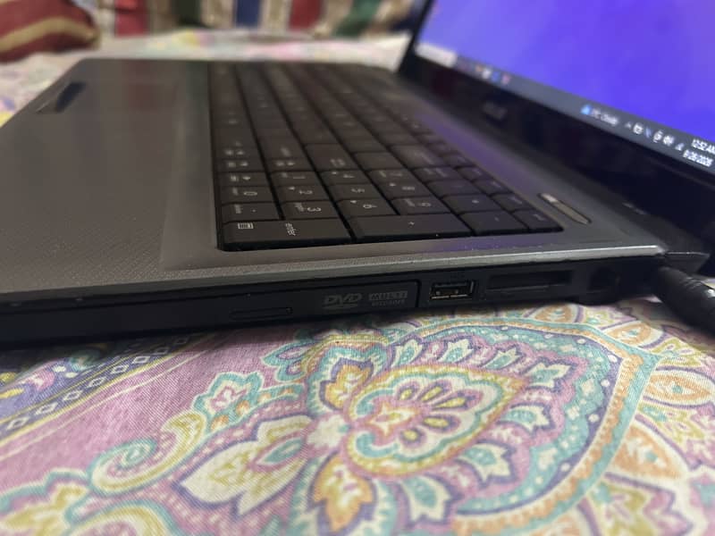 Asus laptop 4