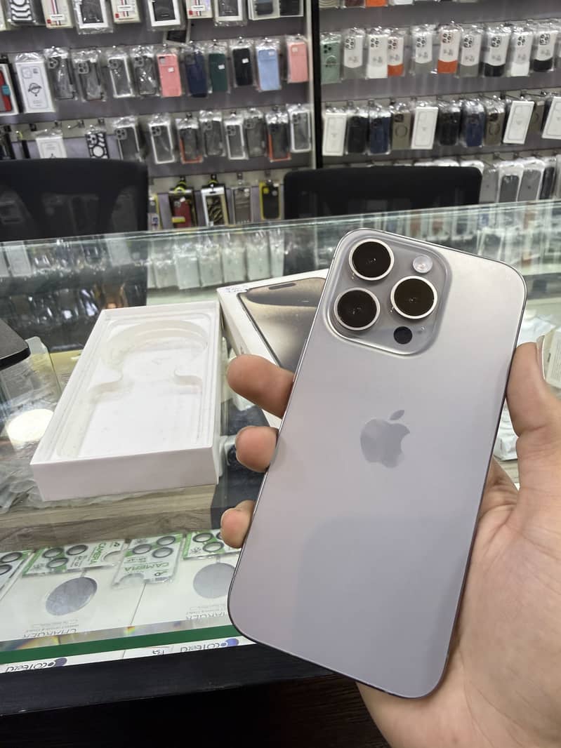 Apple iPhone 15 Pro 1
