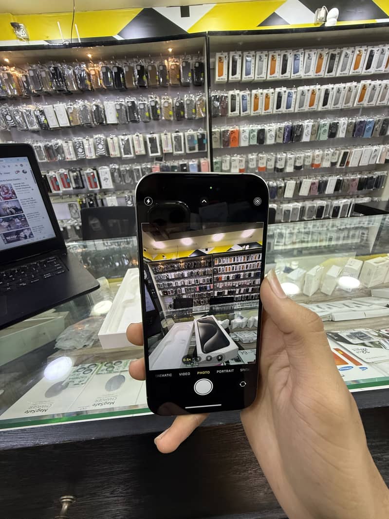 Apple iPhone 15 Pro 5