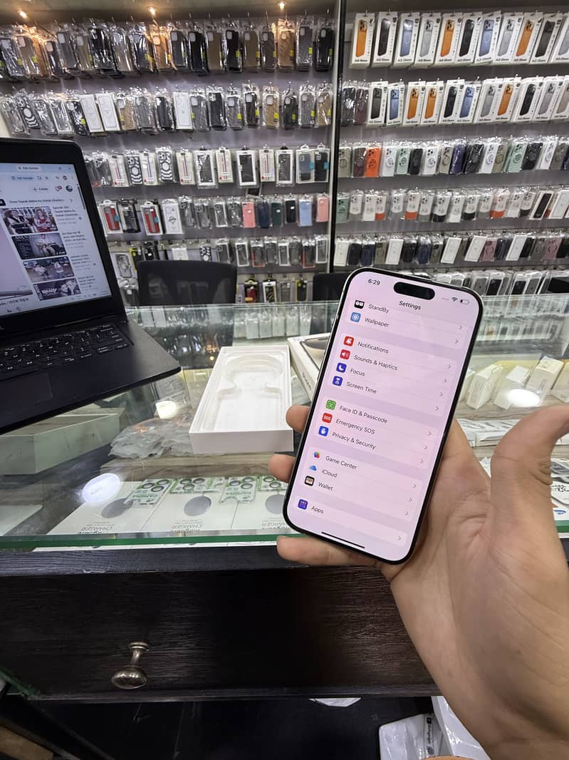 Apple iPhone 15 Pro 7
