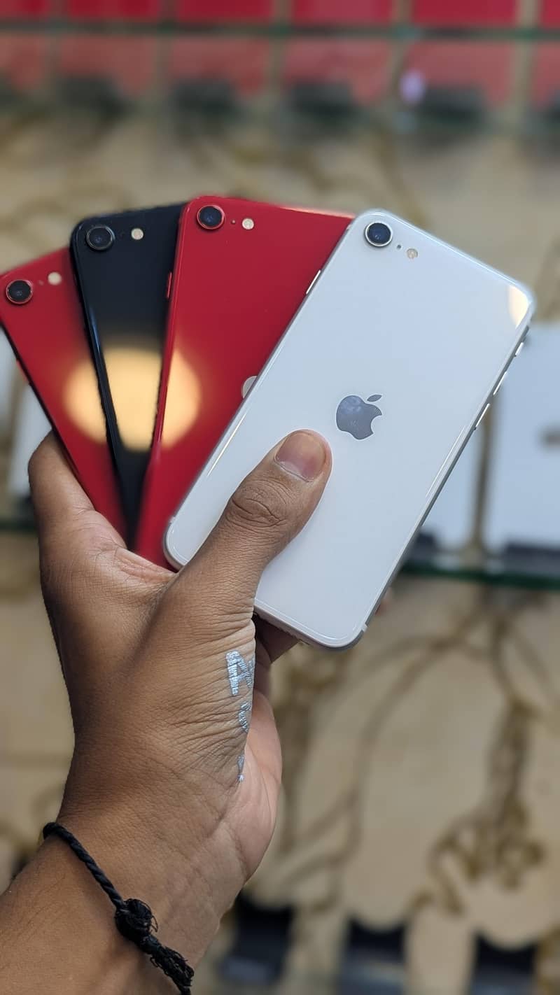 Apple iPhone SE 0