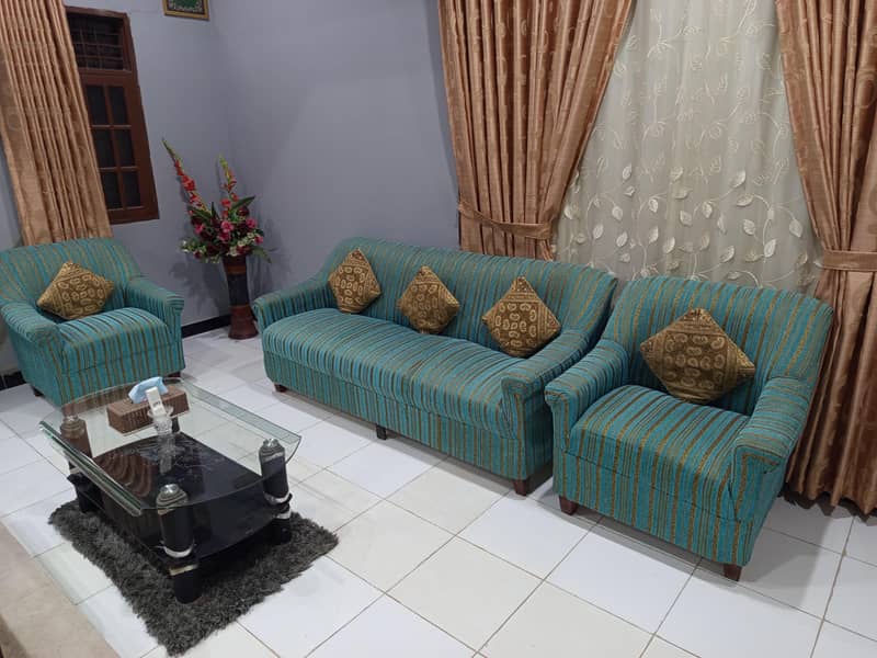 sofa & fanoos 2