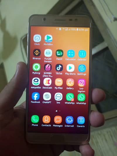Samsung Mobile J7 Max
