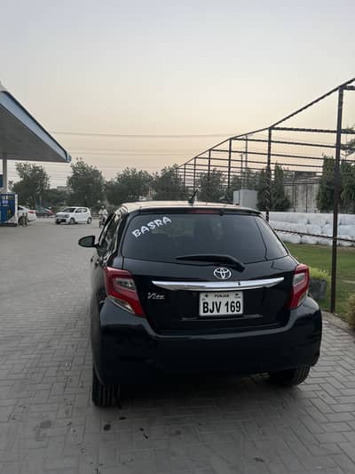 Toyota Vitz 2014