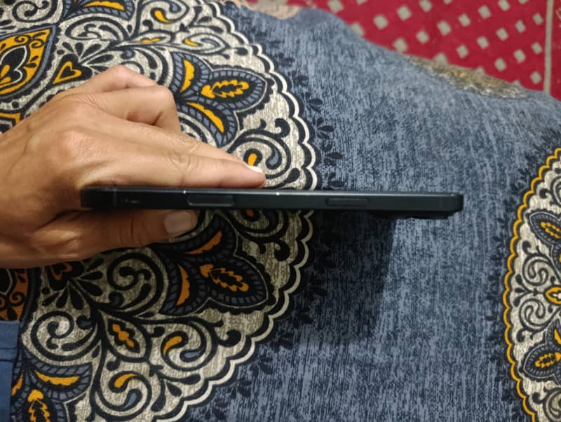 Apple iPhone 16 Plus 2