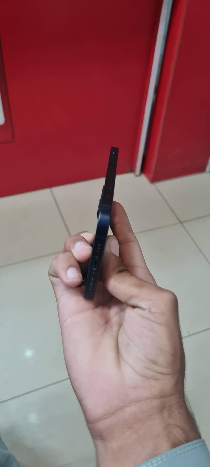 Apple iPhone 12 2