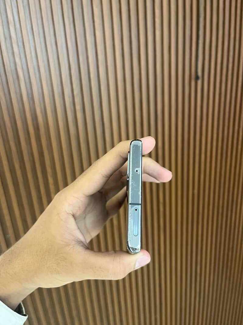 Samsung Mobile Note 20 3