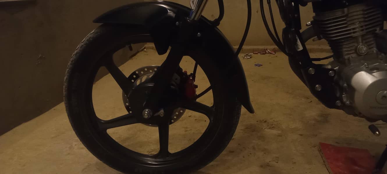 Honda Cb125f 5