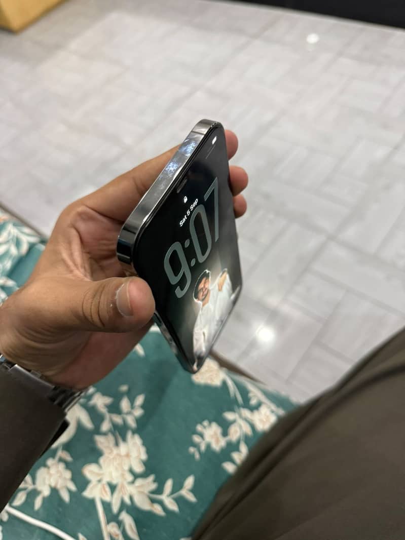 Apple iPhone 12 Pro Max 5
