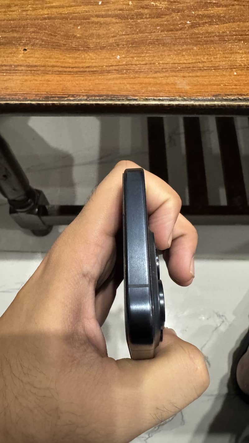 Apple iPhone 15 Pro 7