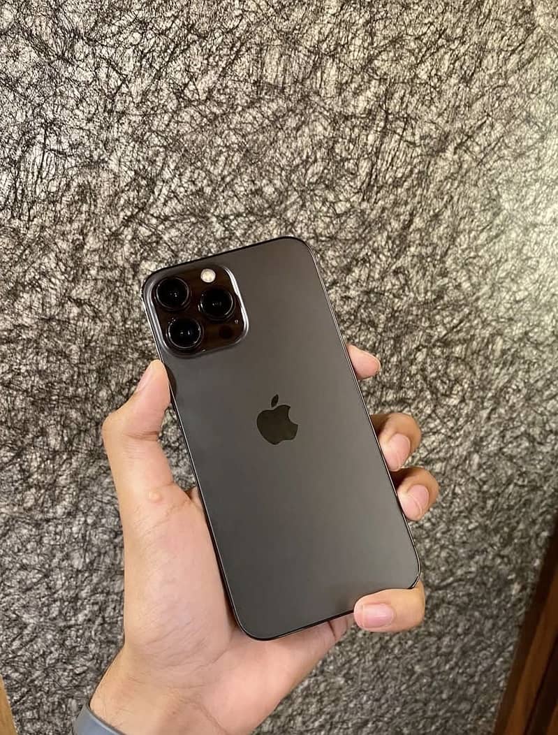 Apple iPhone 13 Pro Max 0