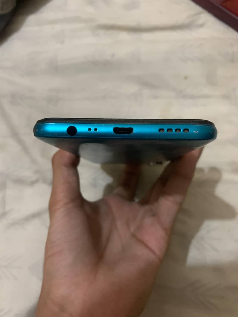 Realme 5i 1