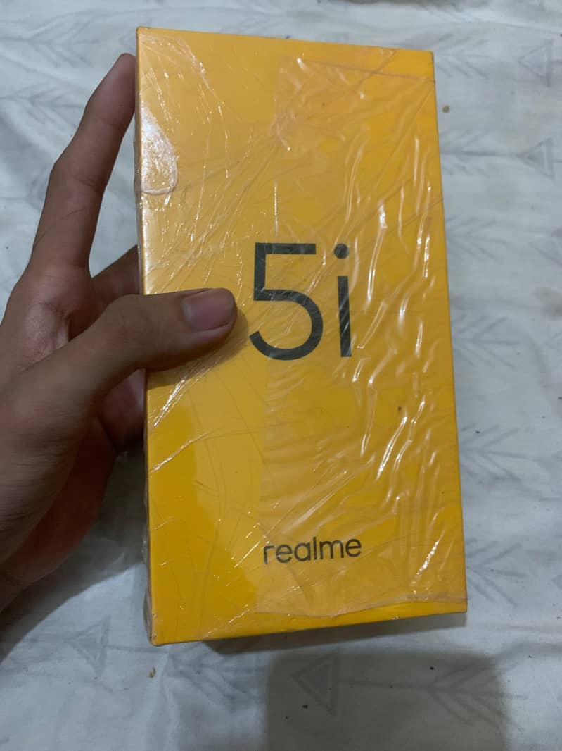 Realme 5i 5