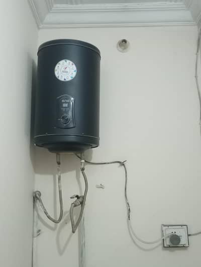 ENG Electric Geyser (Digital Display) – Excellent Condition