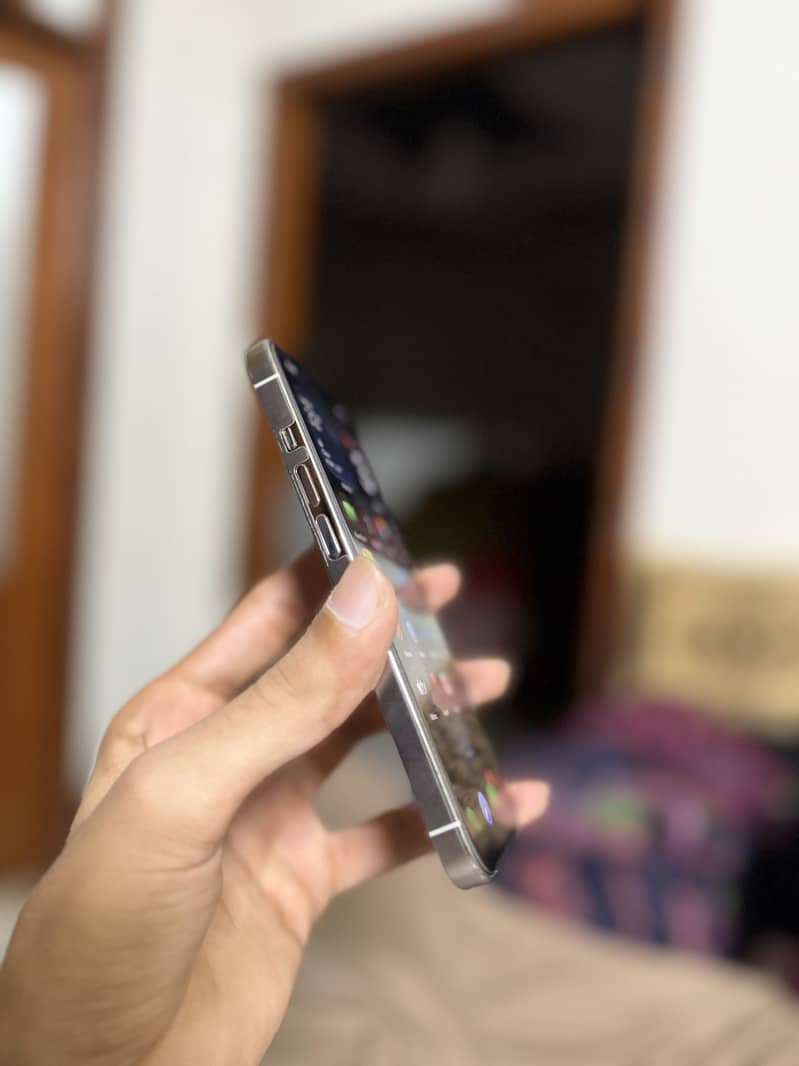 Apple iPhone 13 Pro 6