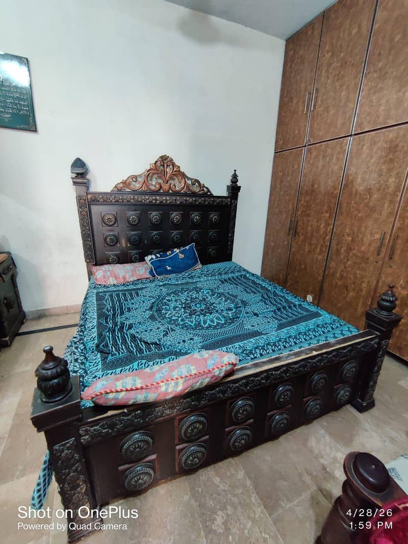 bed and dressing 2