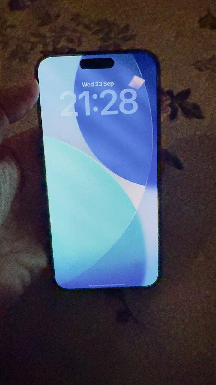 iPhone 15 Pro Max 5