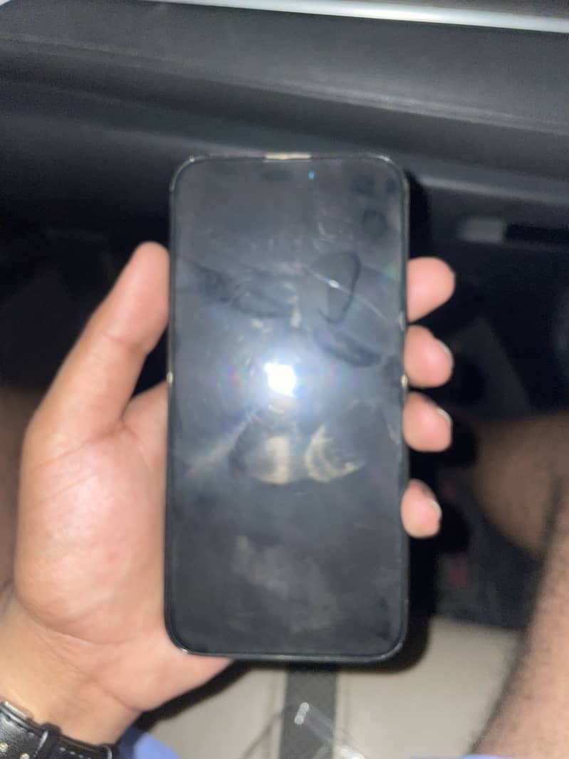 Apple iPhone 15 Pro Max 1