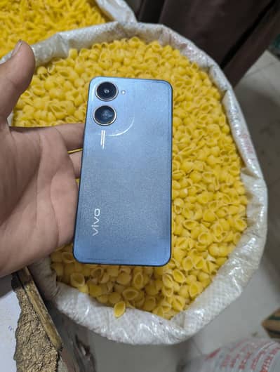 Vivo Y03t 4+4 64 with box