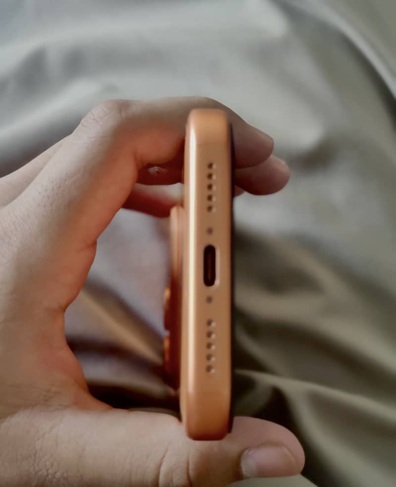 Apple iPhone 17 Pro 4