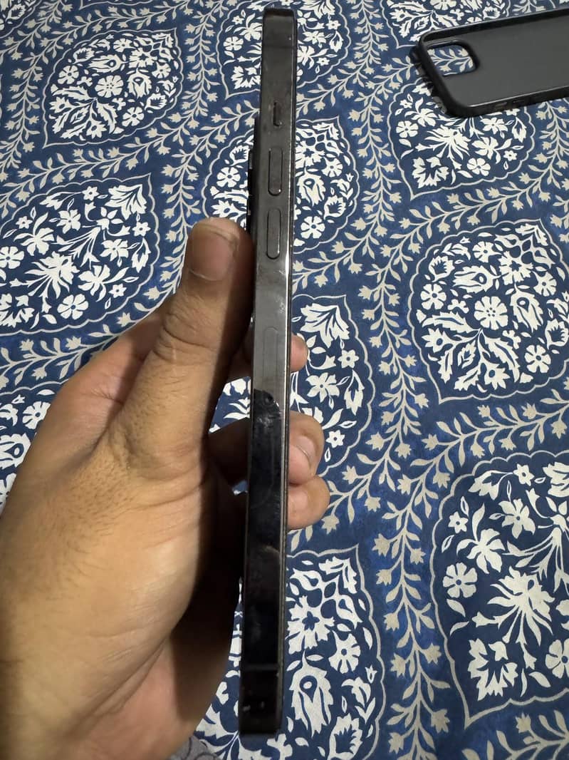 Apple iPhone 12 Pro Max 6