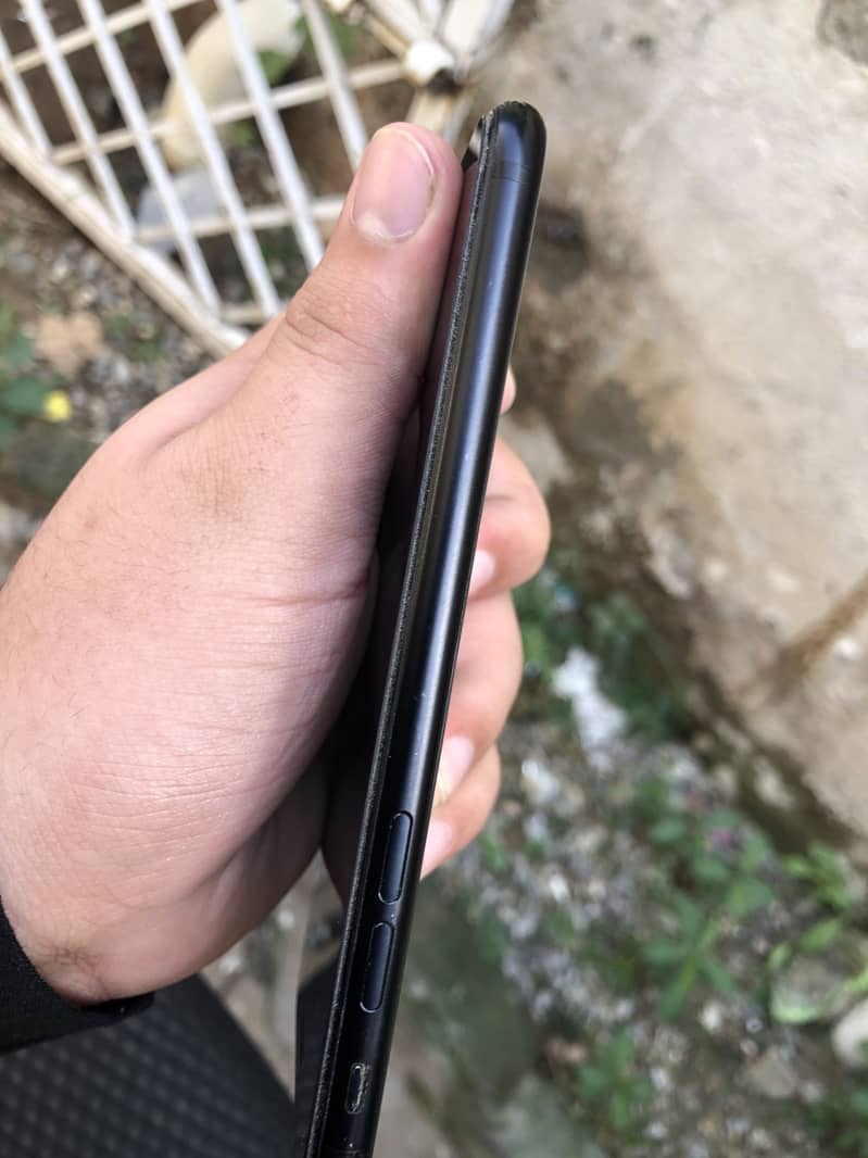 Apple iPhone SE 5