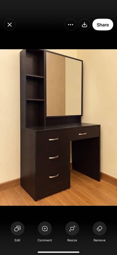 Dressing table