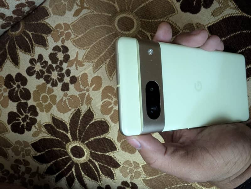 Google Pixel 7 2