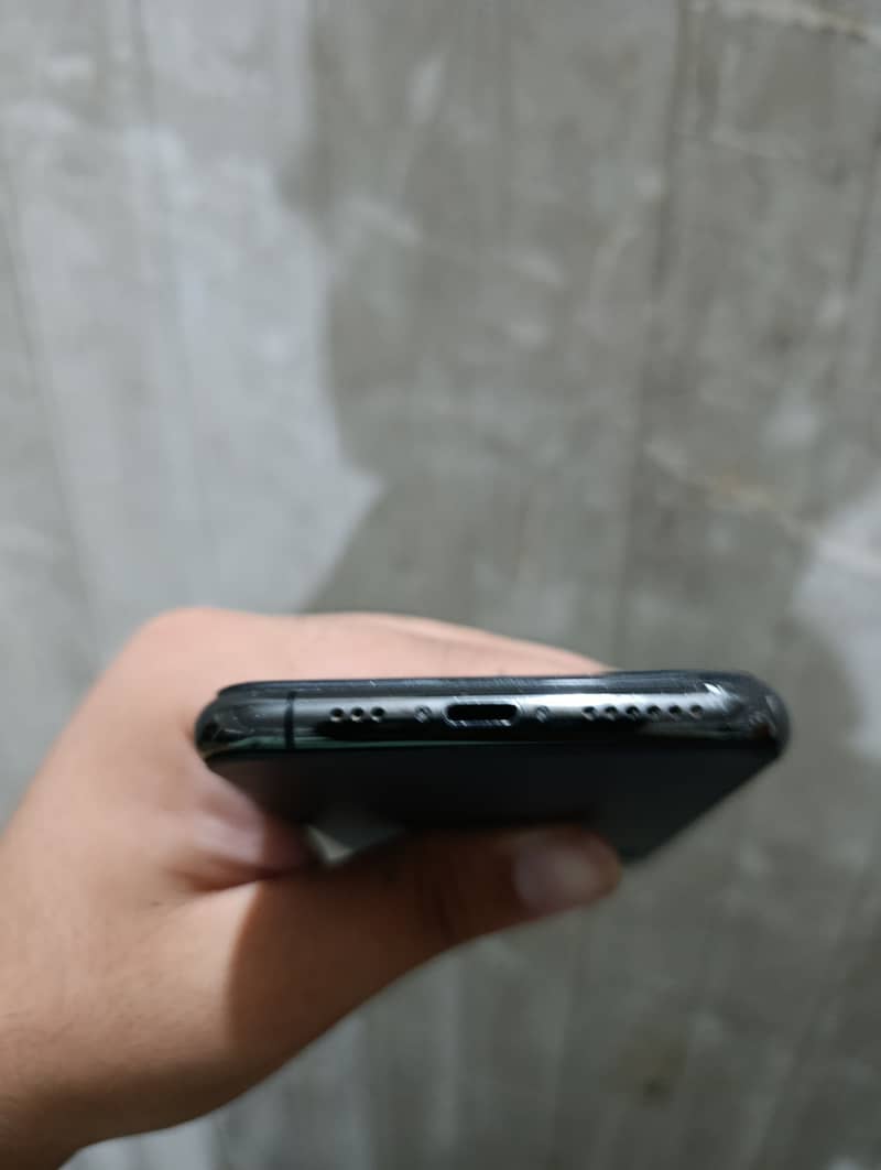Apple iPhone 11 Pro 5