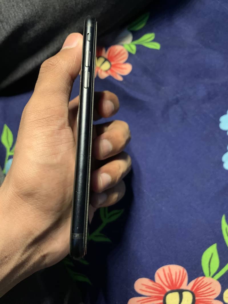 Apple iPhone SE 3