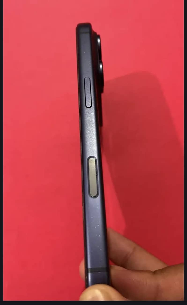 iPhone 17 pro  with box 5