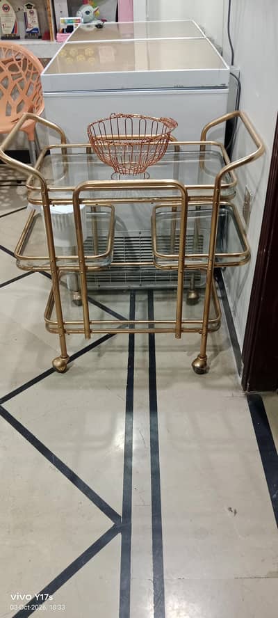 tea trolly in good condition