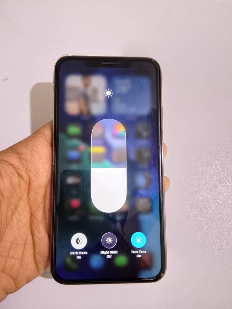 Apple iPhone 11 Pro Max 2