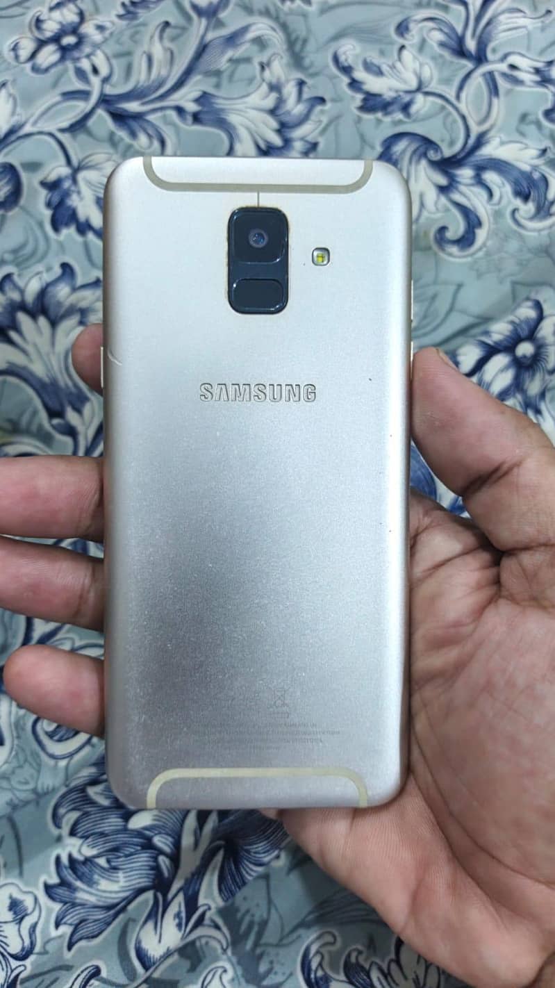 Samsung Mobile A06 3