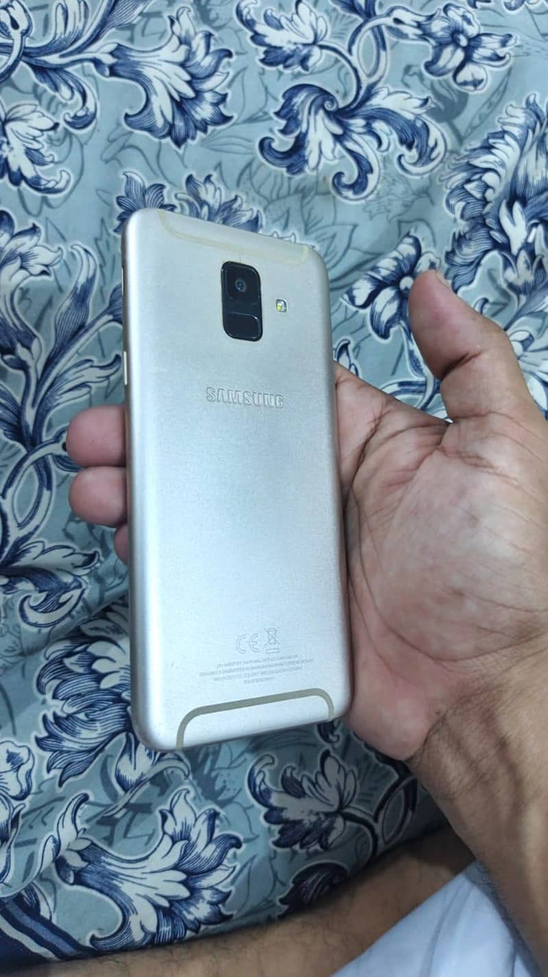 Samsung Mobile A06 5