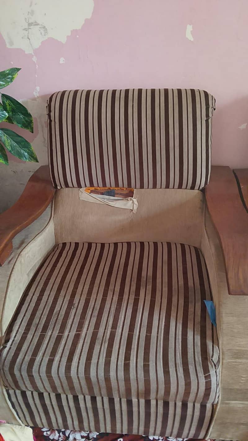 7 seater 4