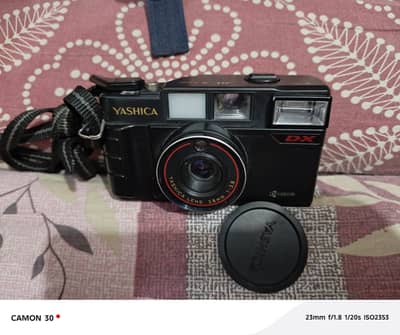 Yashica MF2 Super ( Vintage)