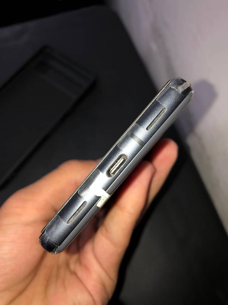 Google Pixel 7a 4