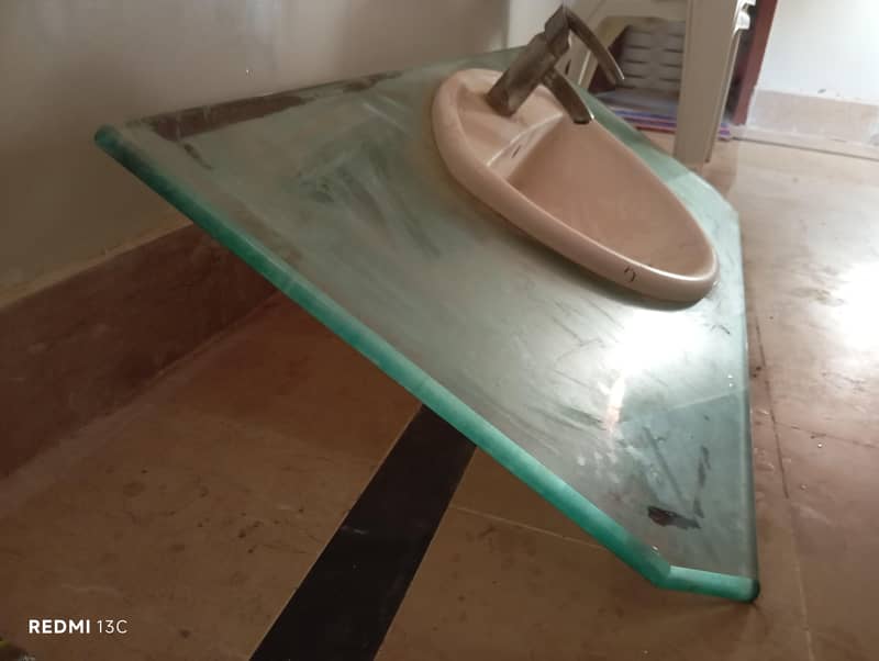glass sinke 0