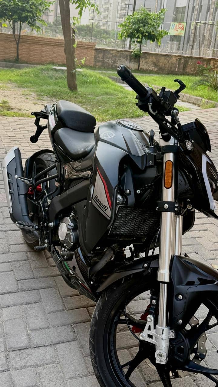 Beneli 180s 6