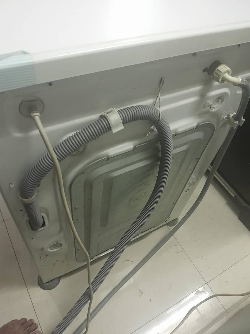 LG Automatic washing machine 5