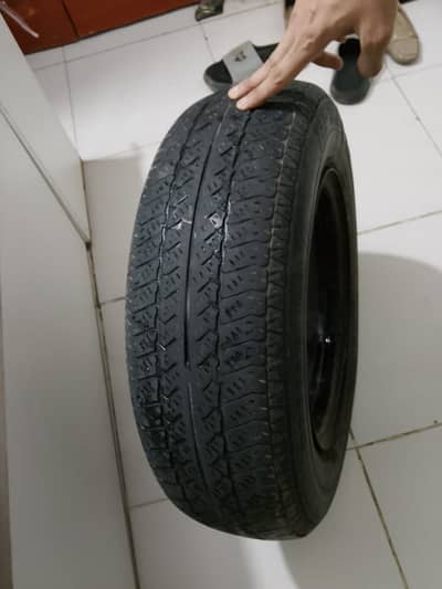 Dunlop Tubeless Tyre with Steel rim 165/80 R13