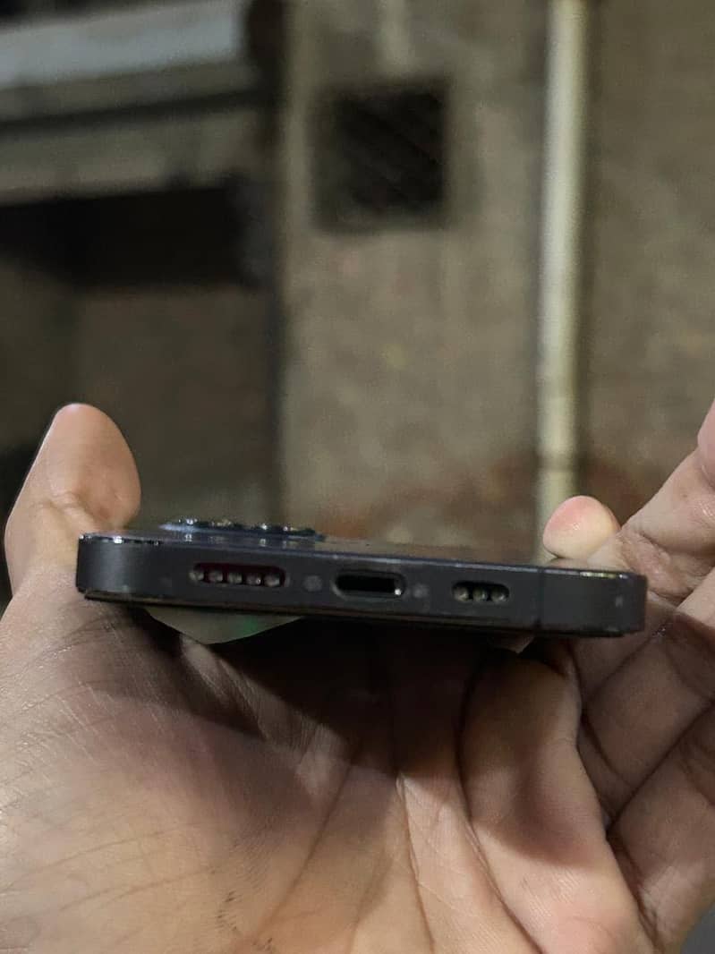 Apple iPhone 12 Pro 2